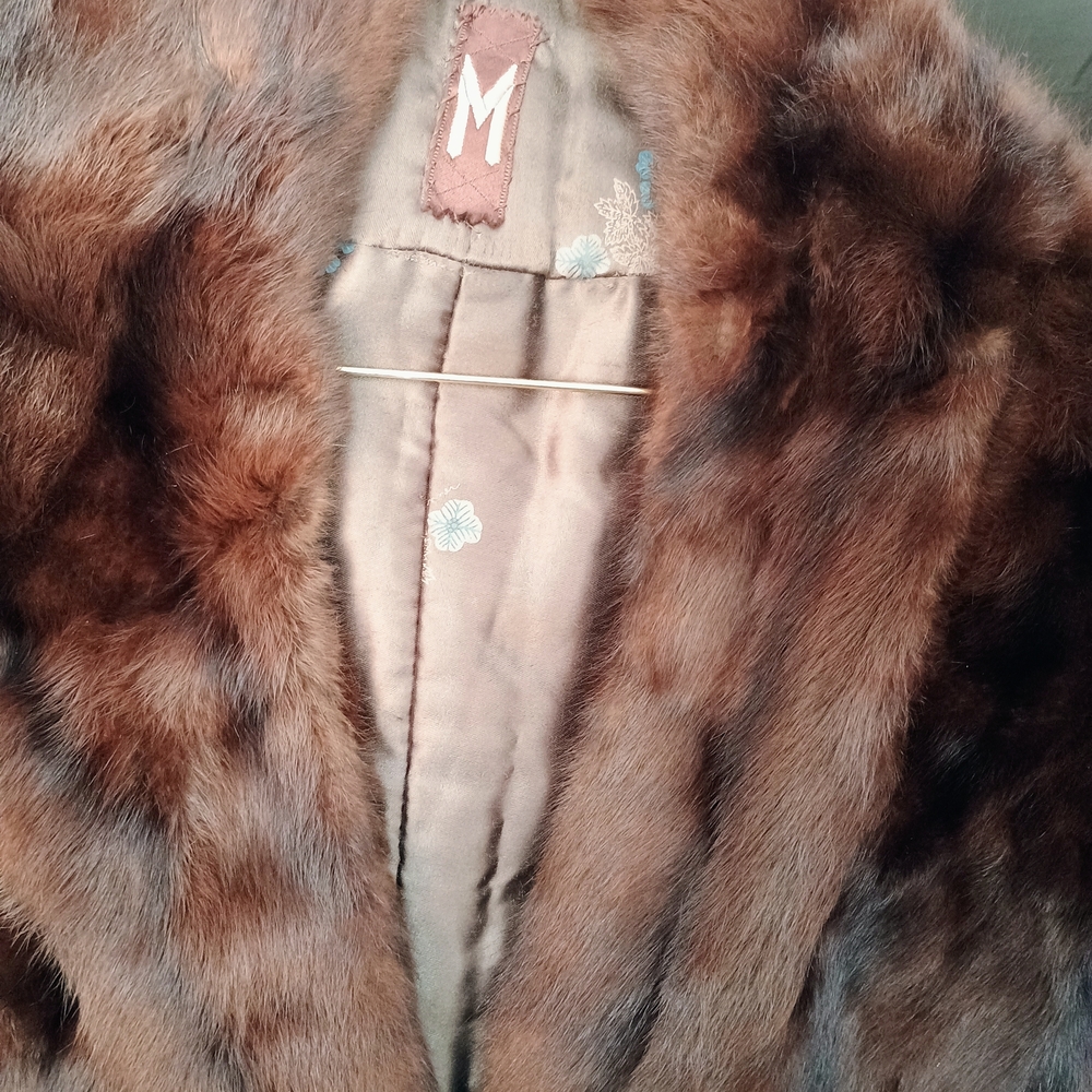 Luxurious Brown Mink Stole With Satin Lining